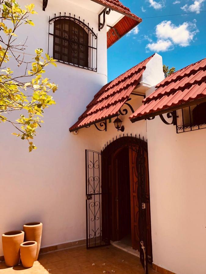 Villa Bugambilia Colonial Charm With Spacious Design And Private Pool Five Minutes From Downtown Mérida Exterior photo